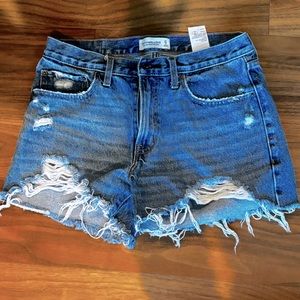 Abercrombie & Fitch Mid Rise Boyfriend Denim Short